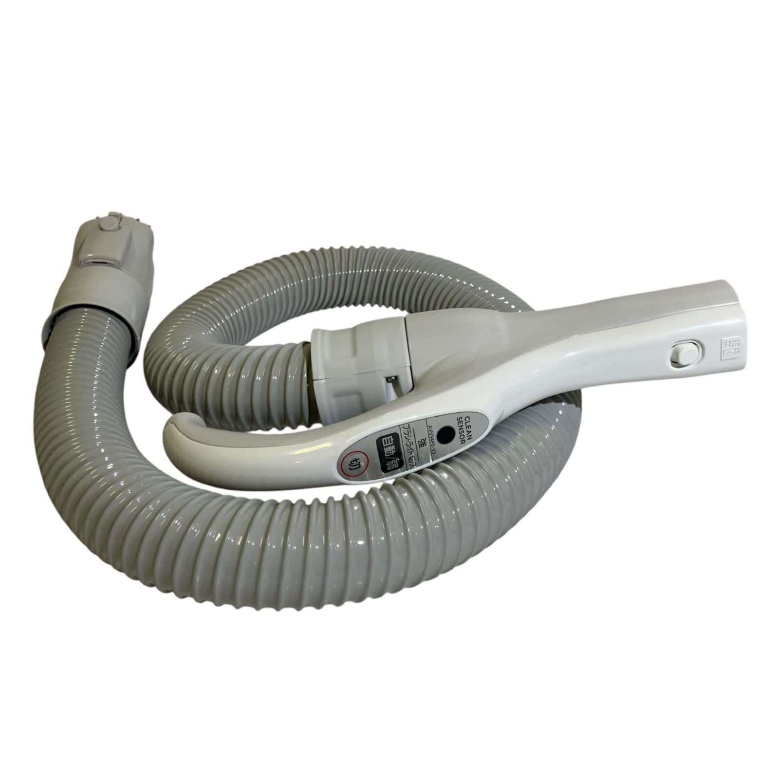 パナソニック 紙パック式キャニスター掃除機 MC-PJ230G-W - メルカリ