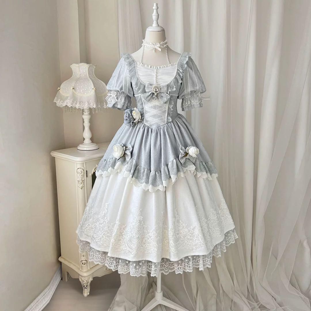 豪華ロリータドレス 重厚感たっぷり