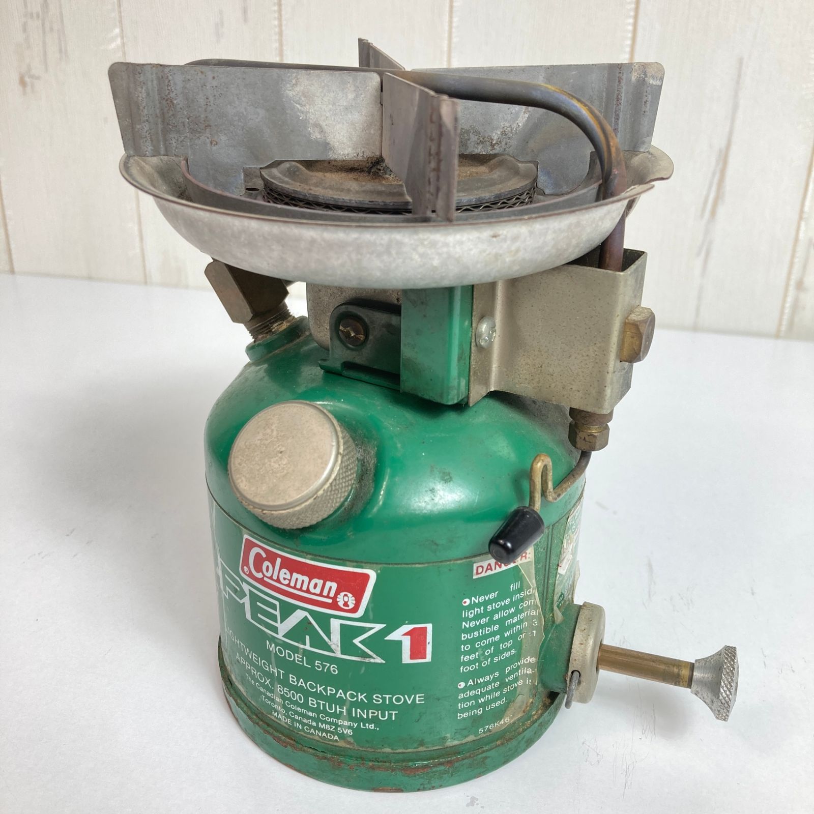 未使用 コールマン Coleman peak1 model 3022 ピーク1 コールマンのPEAK1フェザーストーブ入荷！箱付の未使用品です