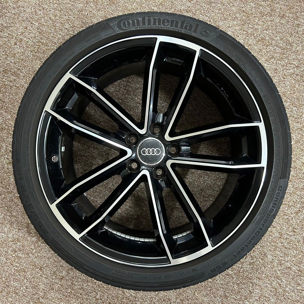 255/40R19 アウディ 純正ホイール 4本セット アウディ 純正ホイール19インチ 4本セット コンチネンタル 255/35R19