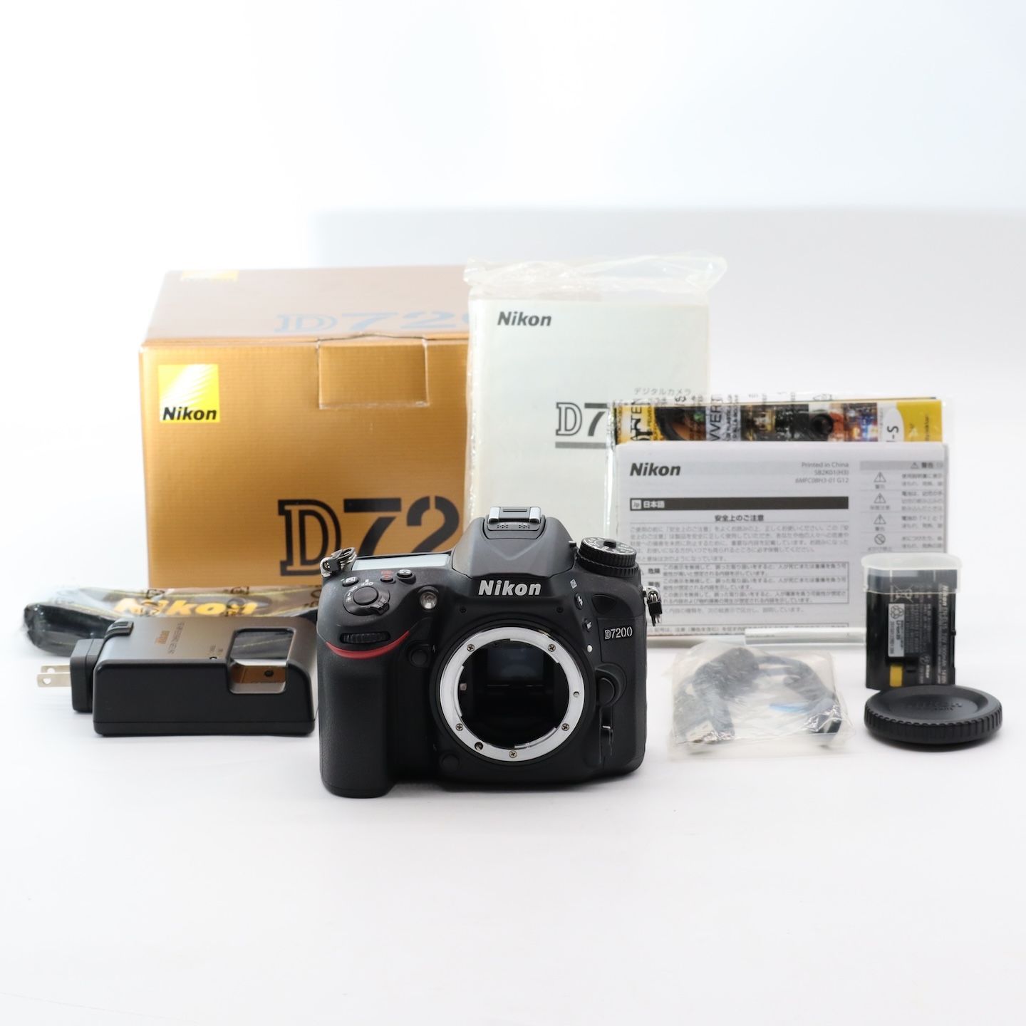 新品 D7200 ボディ カメラ