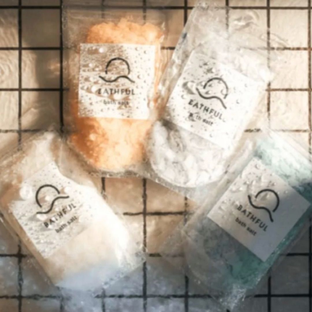 バスソルト BATHFUL ホワイトフルールの香り ✨ BATHFUL バスフル バスソルト ホワイトフルールの香り 200g