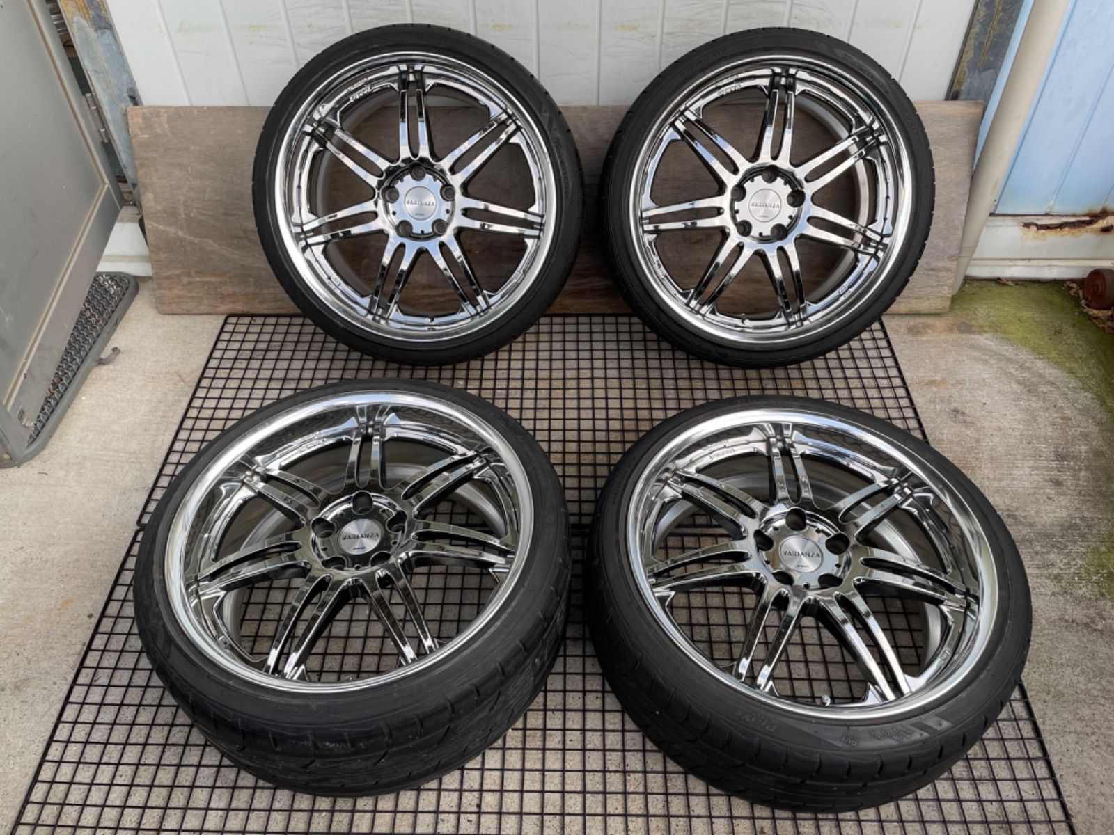 廃番品】WORK ヴァリアンツァ D3S 19in 8J +47 PCD114.3 4本