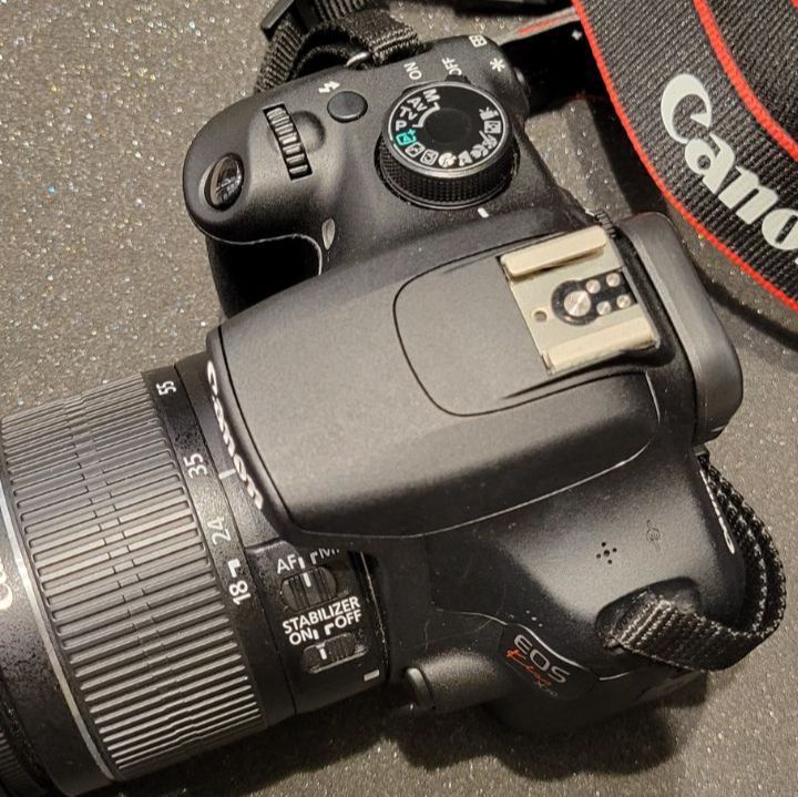 Canon EOS Kiss X10 デジタル一眼レフカメラ ダブルズームキット