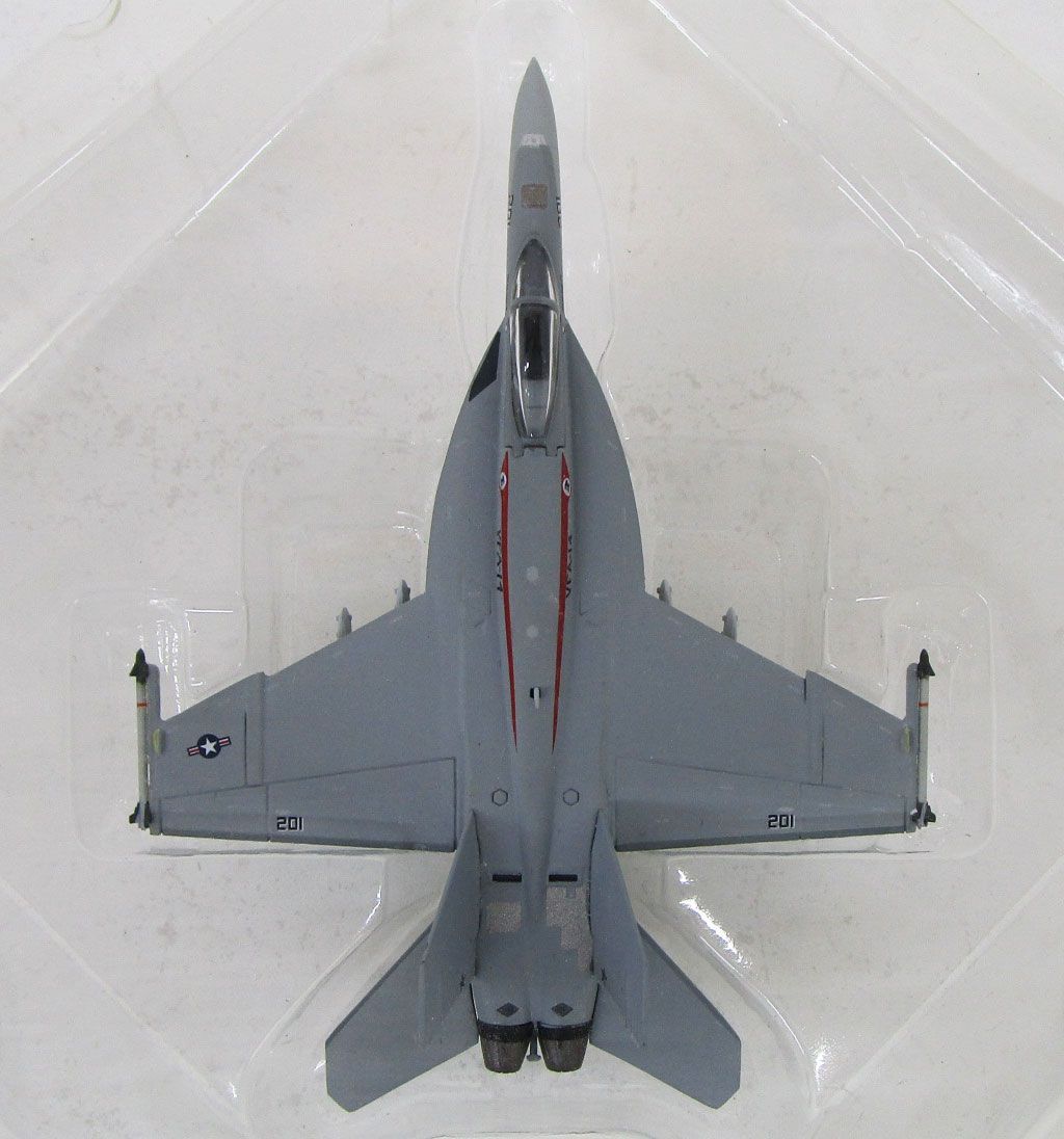 航空機・ヘリコプター Hogan M-SERIES 1/200 F/A-18E VFA-27 hogan wings M-SERIES 1/200 Boeing F/A-18E 6269 - メルカリ