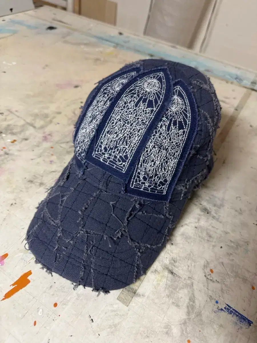 Who decides war フーディーサイドウォー ベースボールキャップ