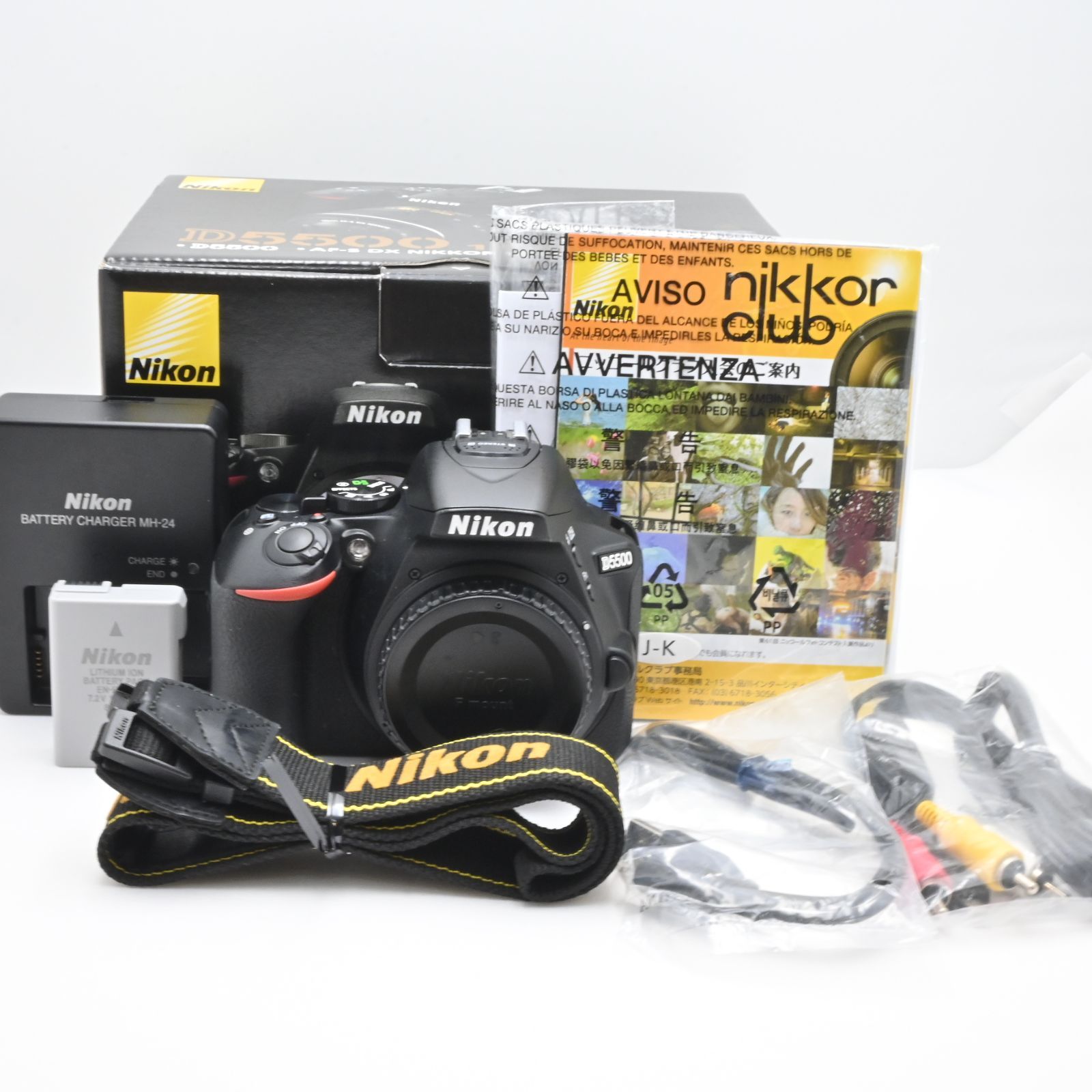 シャッター回数『5252』Nikon デジタル一眼レフカメラ D5500 ボディ シャッター回数『5252』Nikon デジタル一眼レフカメラ D5500