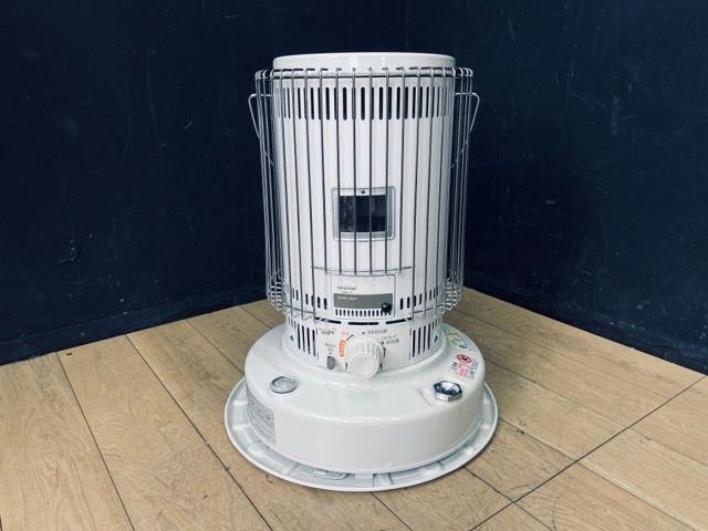 トヨトミ 自然通気形開放式石油ストーブ 【】 KS-6700 暖房器具 節約