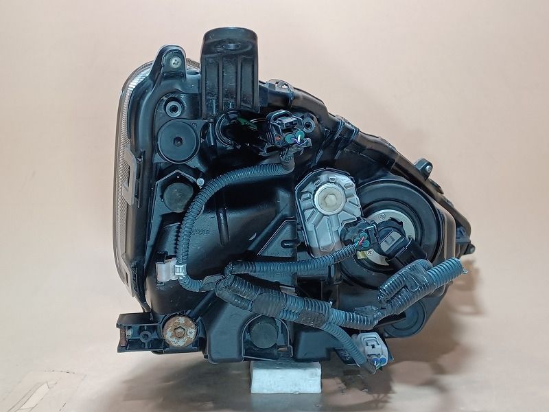 コーティング済 アクア NHP10 左ヘッドランプ ヘッドライト S コイト 52-247 81150-52E90 082