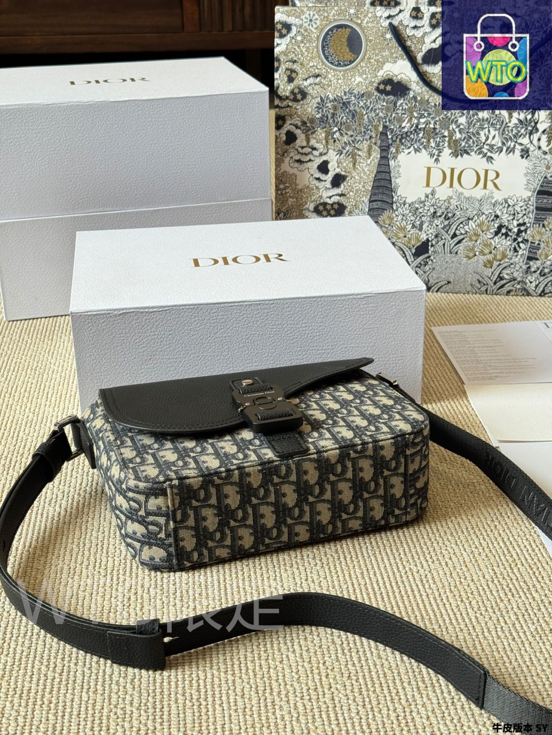 【大人万能3 in 1♡】Dior サドルトリプルポーチ ポーチ Dior SADDLE(ディオール サドル) メンズ - 海外通販のBUYMA