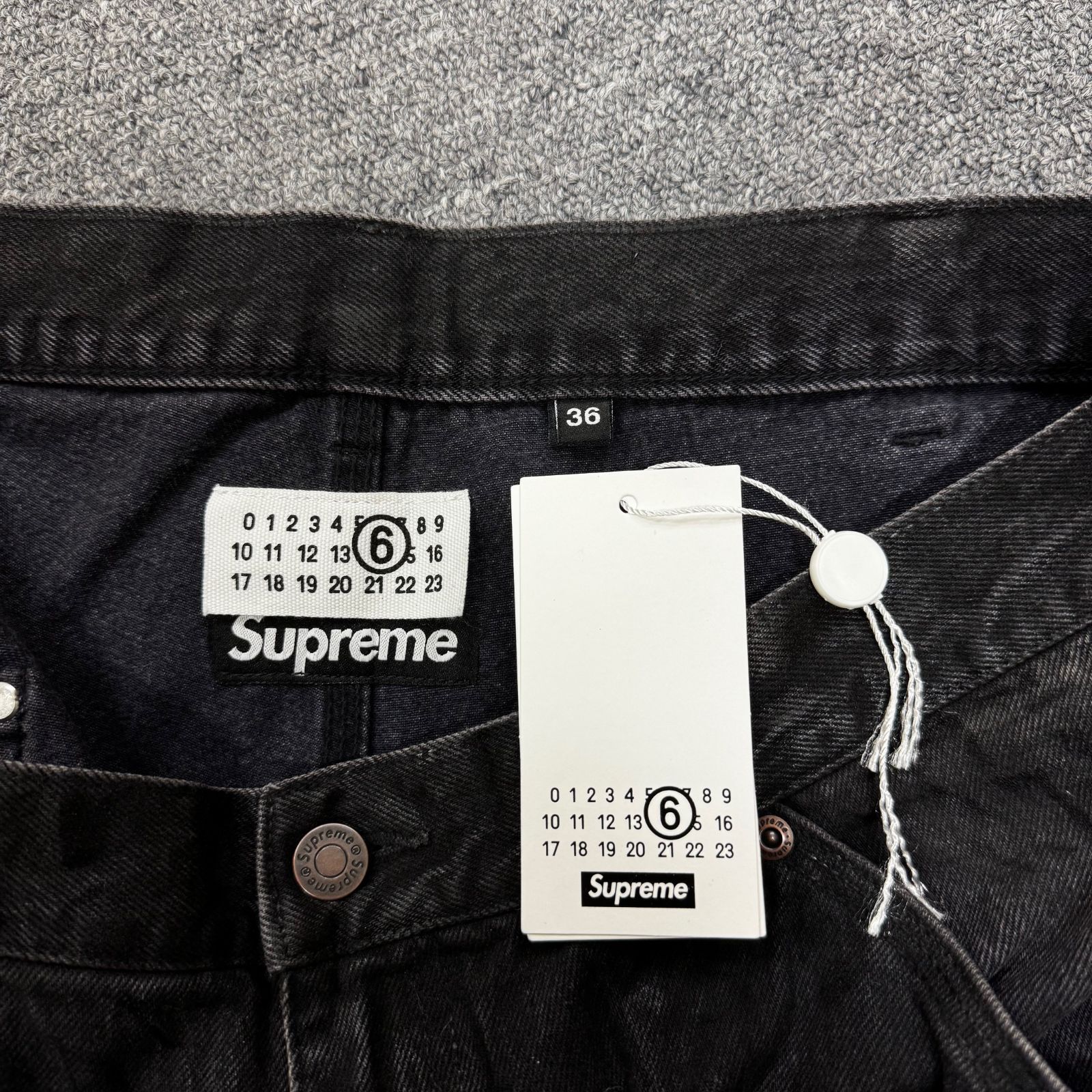 Supreme 24SS ×MM6 Maison Margiela Foil Double Knee Painter