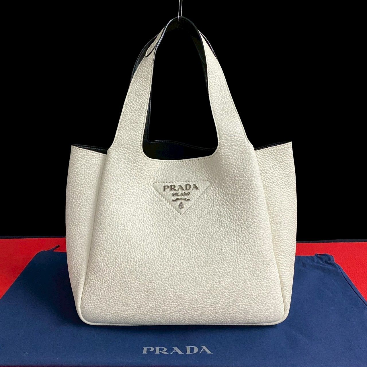 ほぼ未使用 PRADA プラダ ヴィッテロダイノ 三角ロゴ 金具 オール