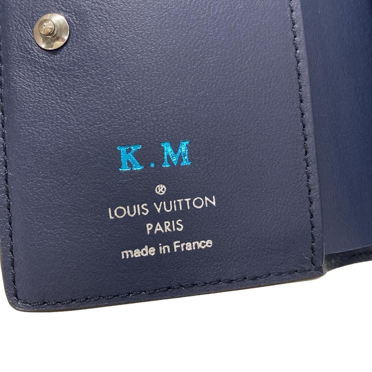 LOUIS VUITTON(ルイヴィトン) 2つ折り財布 マヒナ美品 ポルトフォイユクレア M81171 ネイビー イニシャル刻印 レザー、牛革 -  メルカリ