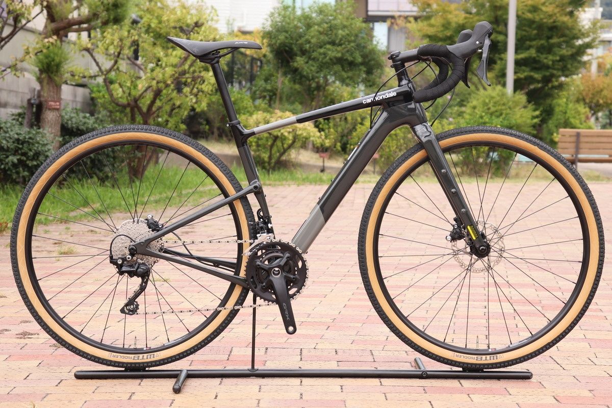 キャノンデール CANNONDALE トップストーン カーボン TOPSTONE CARBON 4 2025年モデル SMサイズ シマノ GRX RX400 2×10S カーボン グラベルバイク 芦屋店