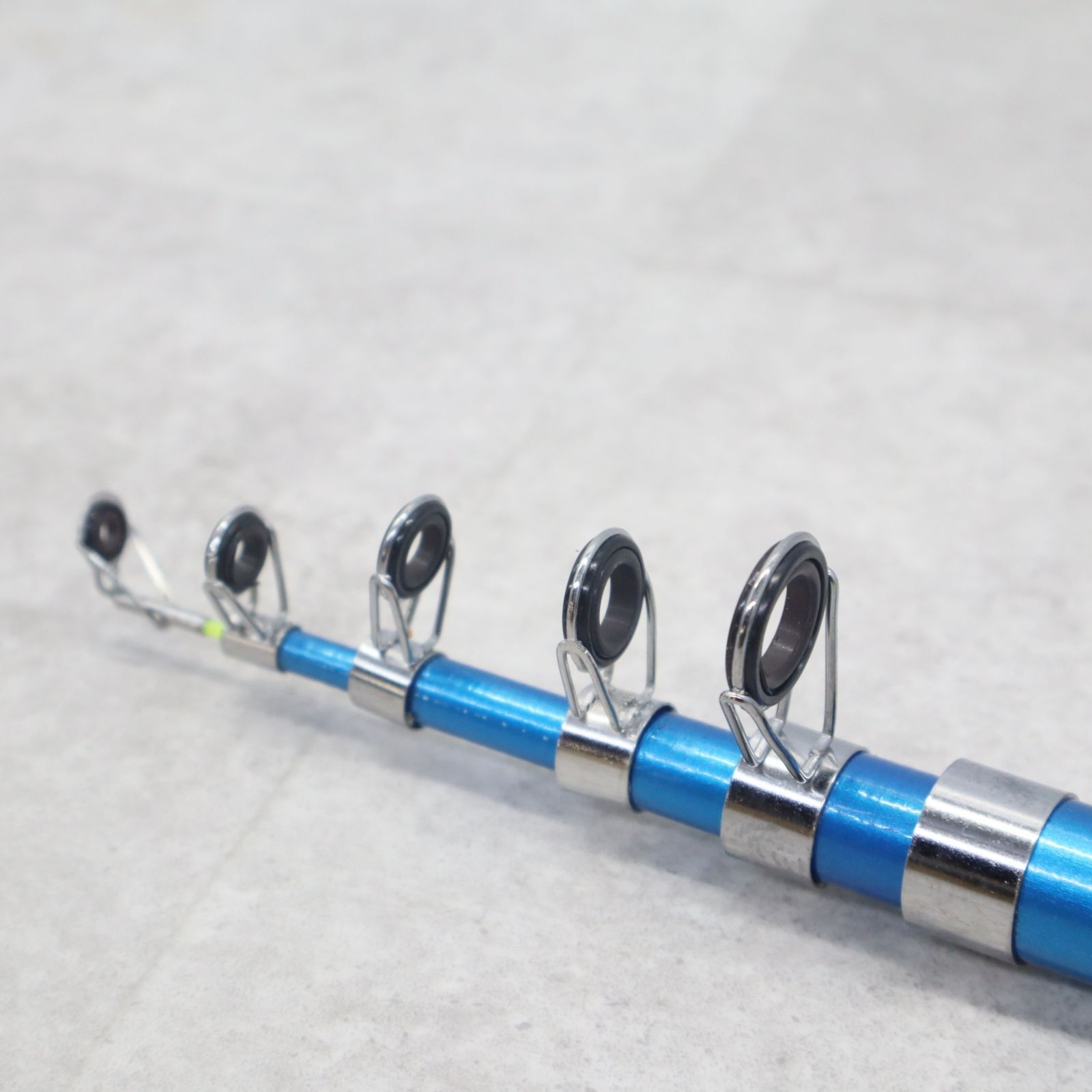リール | 初心者 子供 釣り具セット 堤防釣り ◎未使用品 入門用 ｜