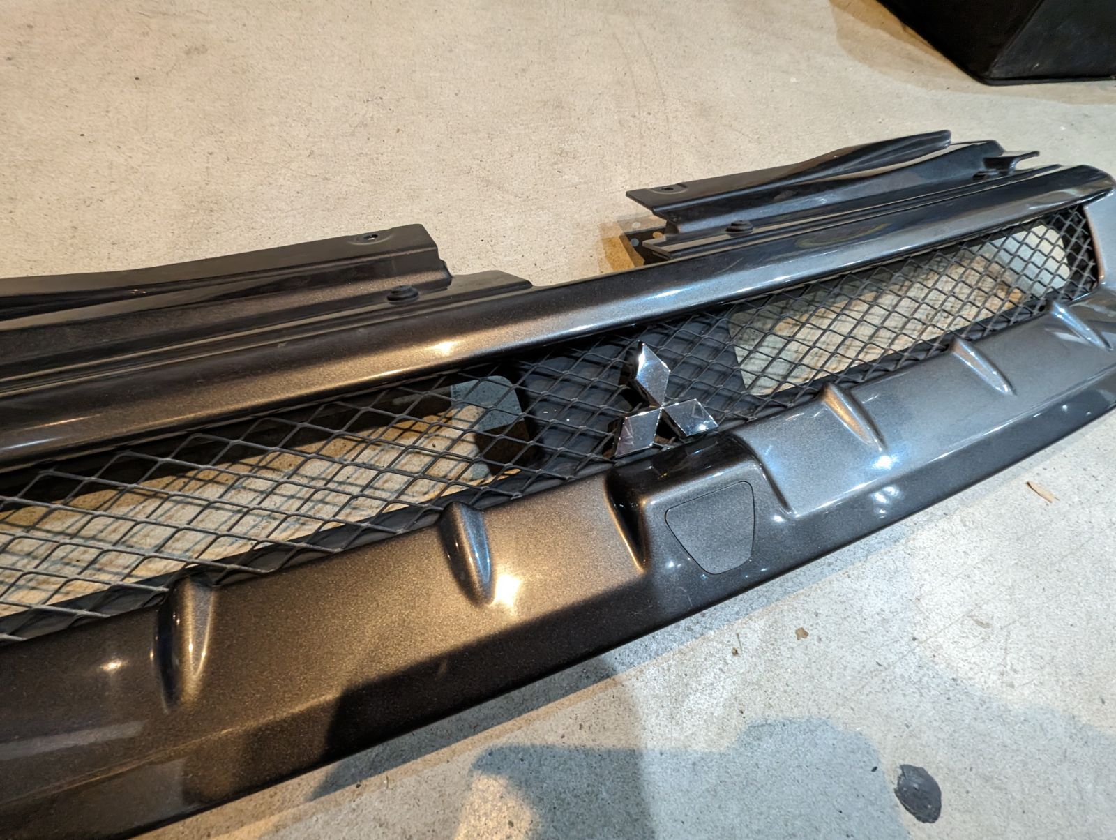 デリカD5 スポーティグリル スポーティグリル 国内純正OP 純正定価10%OFF デリカ D:5