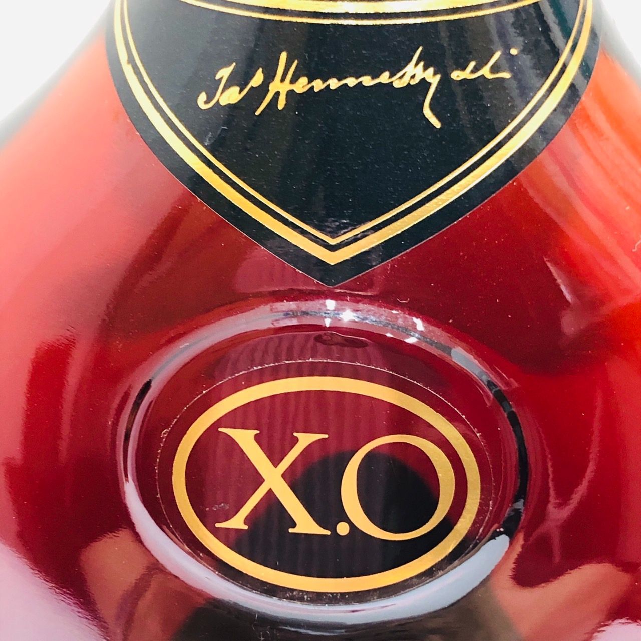 Hennessy XO COGNAC ヘネシー 金キャップ 700ml 箱付き バイセル公式】ヘネシー Hennessy XO 金キャップ クリアボトル 700ml