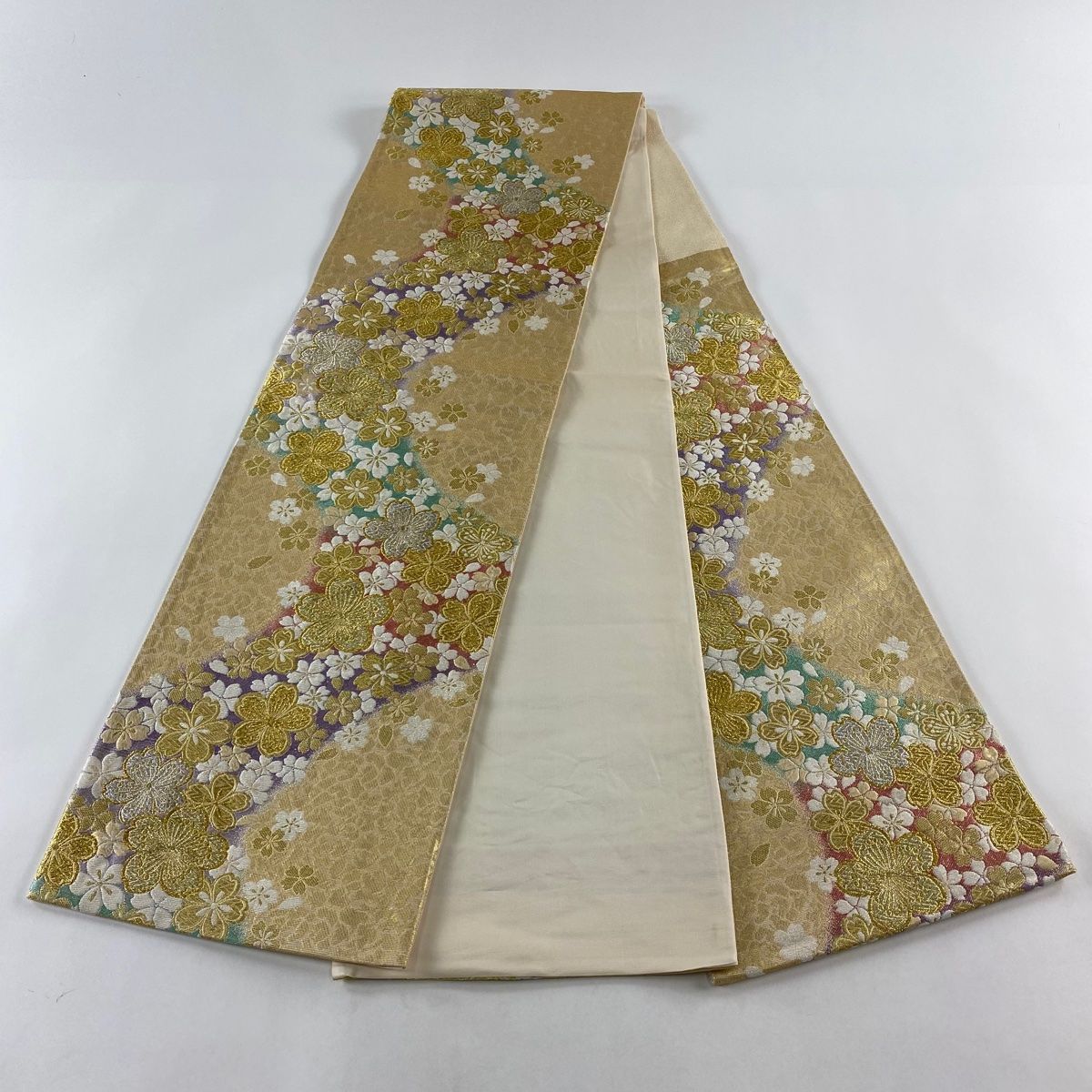 袋帯 美品 秀品 桜 金銀糸 ラメ箔 金色 六通 正絹 【中古