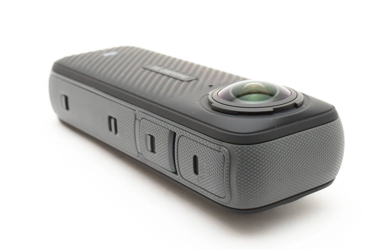 Insta360