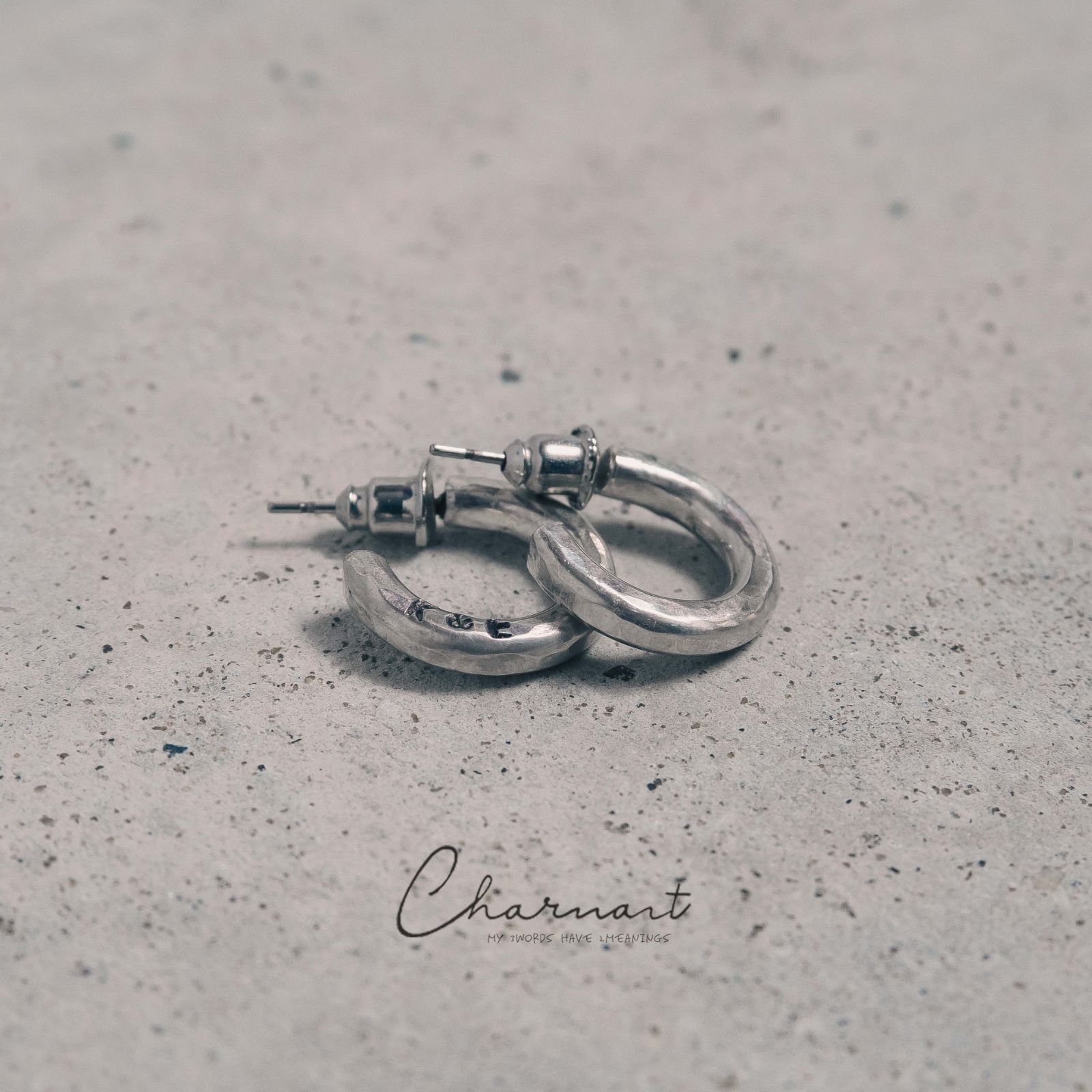 テニスボールゆらゆら猫ピアス ゆら猫ピアス(E) | nenekoya powered by