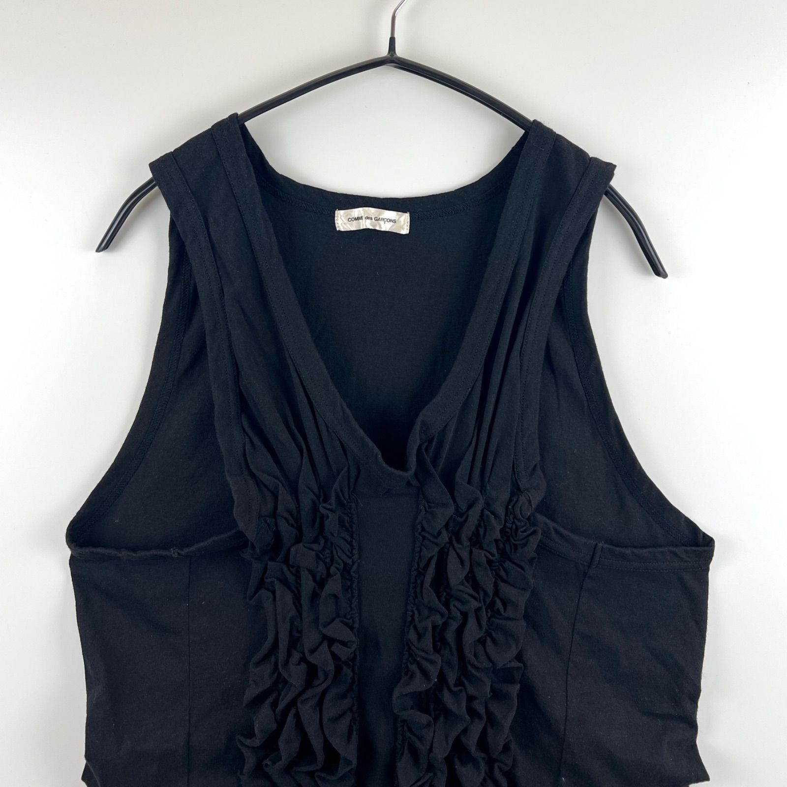 frill tank