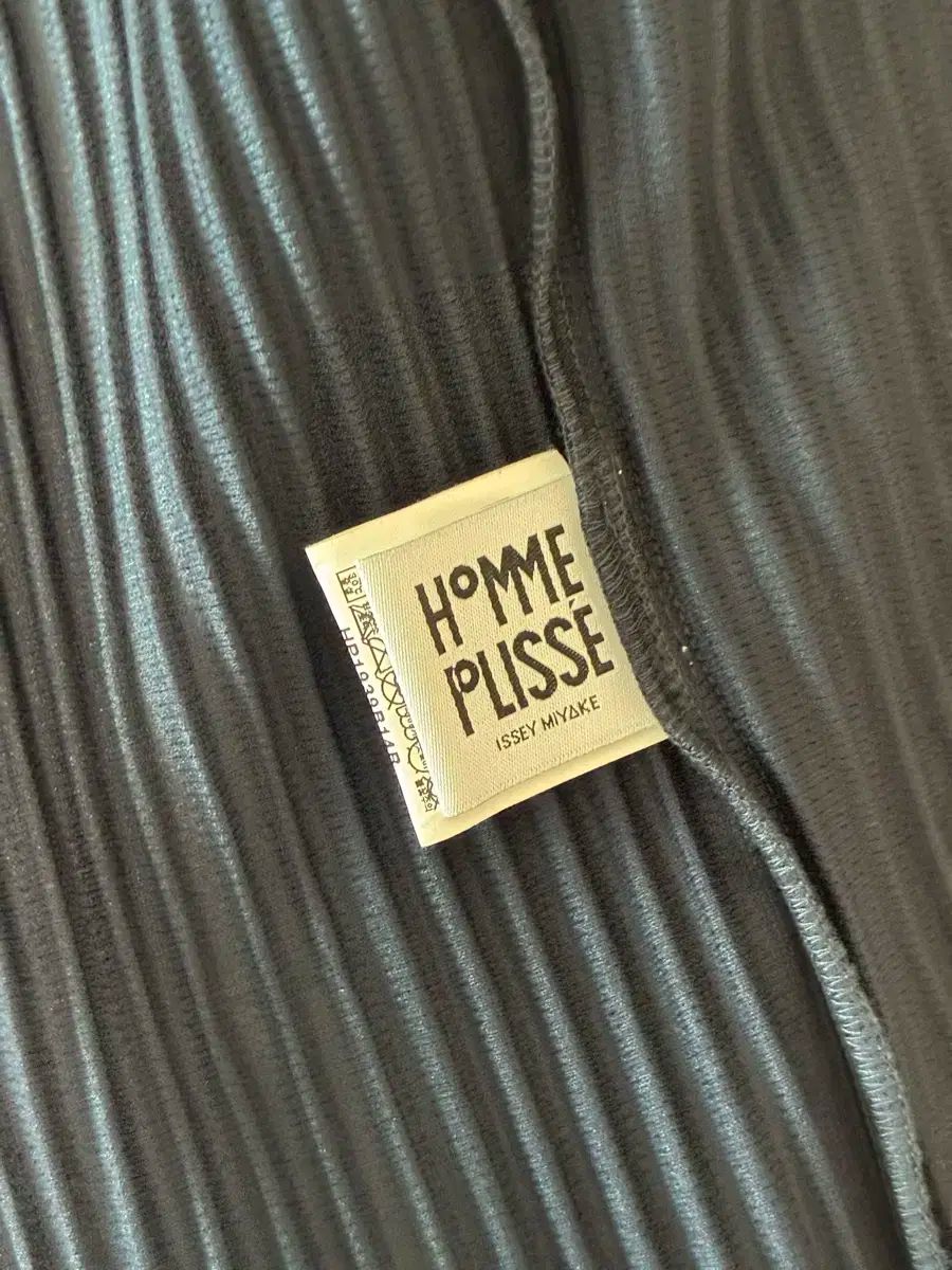 オムプリッセ ジップアップジャケット 4