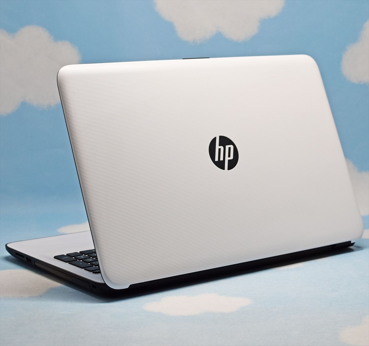 hp フルHD液晶、Bluetooth、Windows11、カメラ、マイク、大容量 500GB HDD搭載！ 人気の白ノート ノートパソコン WPS  Office YouTube 学生 主婦 初心者さん 初期設定済み！ - メルカリ