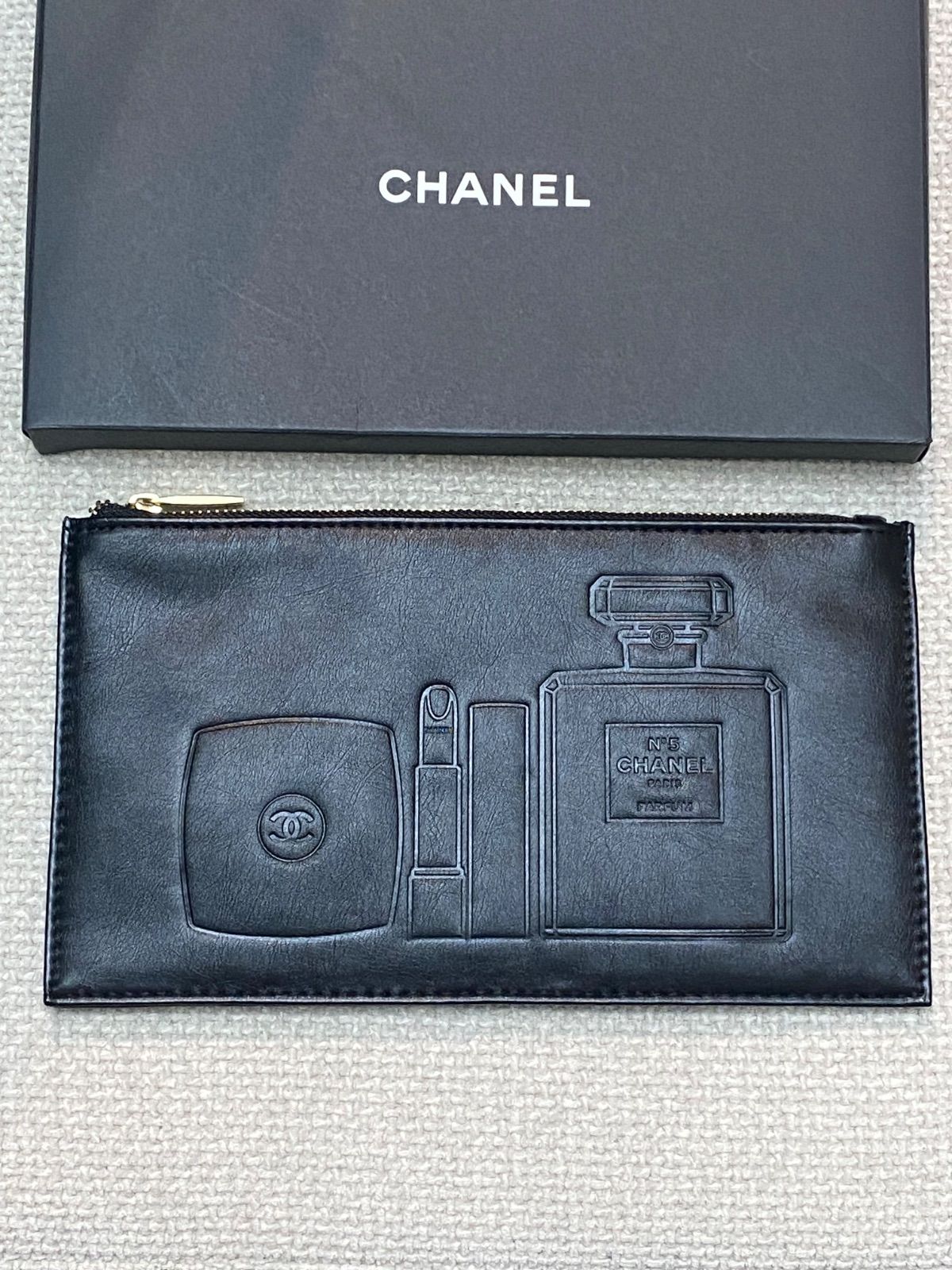 シャネル ノベルティ ポーチ 黒 新品 - メルカリ