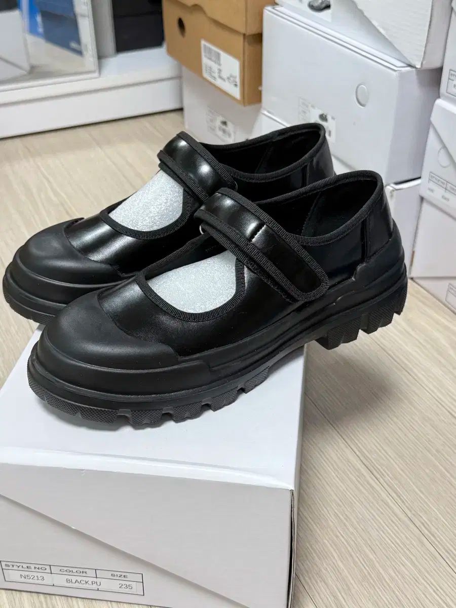 フラットフォーム