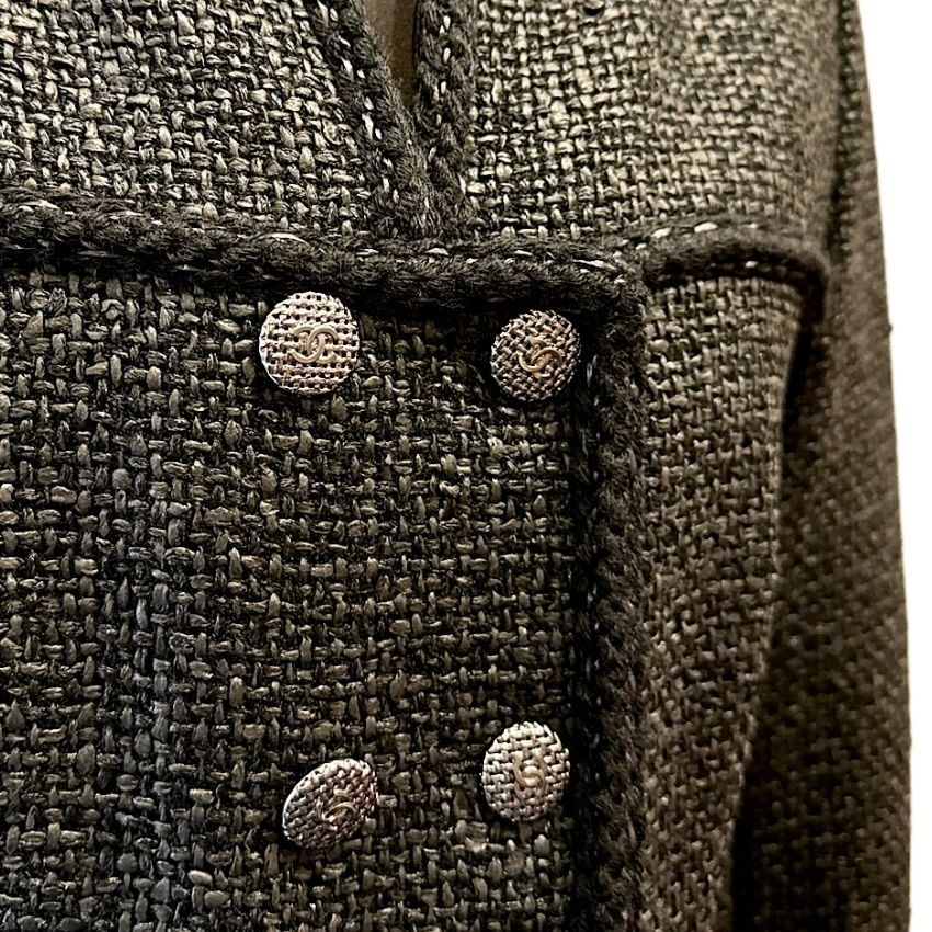 CHANEL ココ・シャネル ジャケット 38 シャネル ココボタン 23年 コットン ノーカラージャケット 38