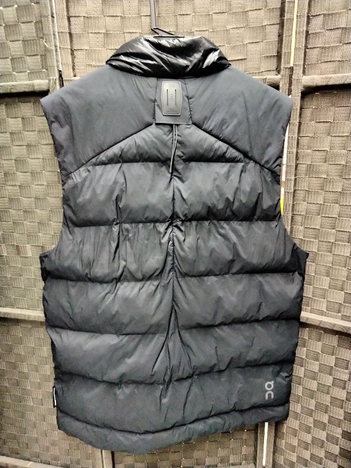 On Challenger Vest オン チャレンジャー M #A - メルカリ