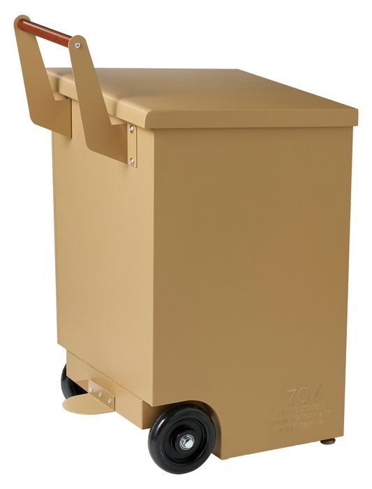TRASH CART キャメル ゴミ箱 粗大ごみ ペットボトル ビン カン キャンプ アウトドア バーベキュー おしゃれ デザイン 玄関 エクステリア 店舗 リノベーション 改装 クラシック バー ラウンジ リビング ベランダ 清潔 掃除 耐久性