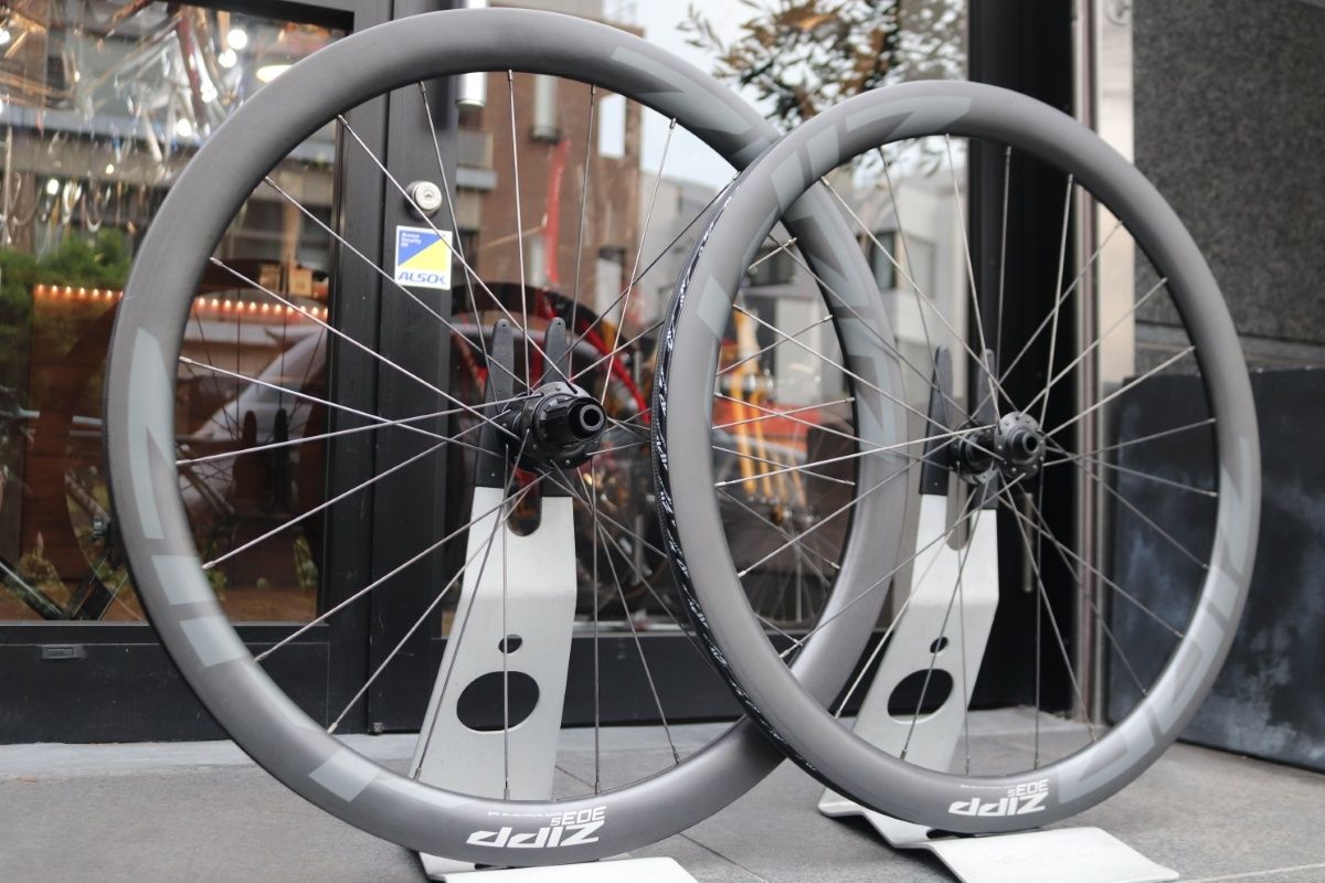 ジップ ZIPP 303S TUBELESS DISC カーボン チューブレス ディスク