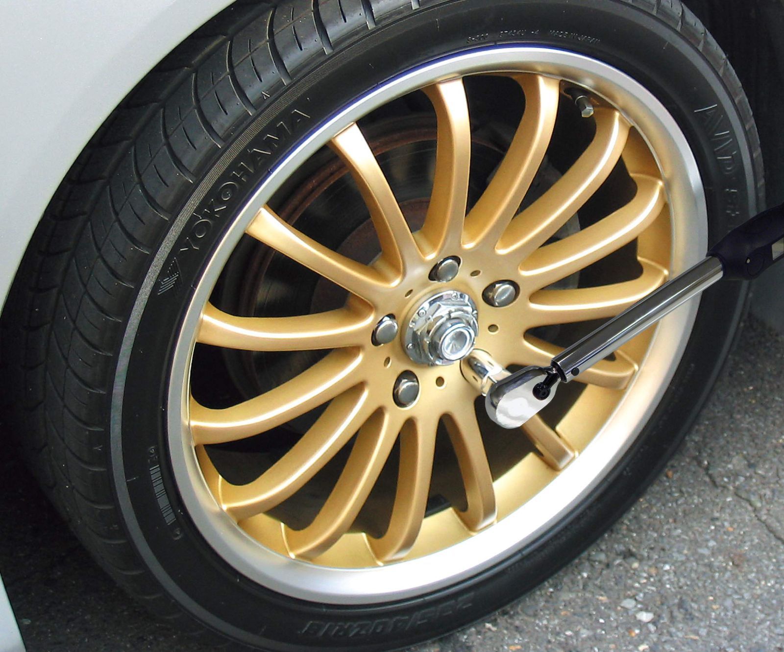 デジタルトルクレンチ