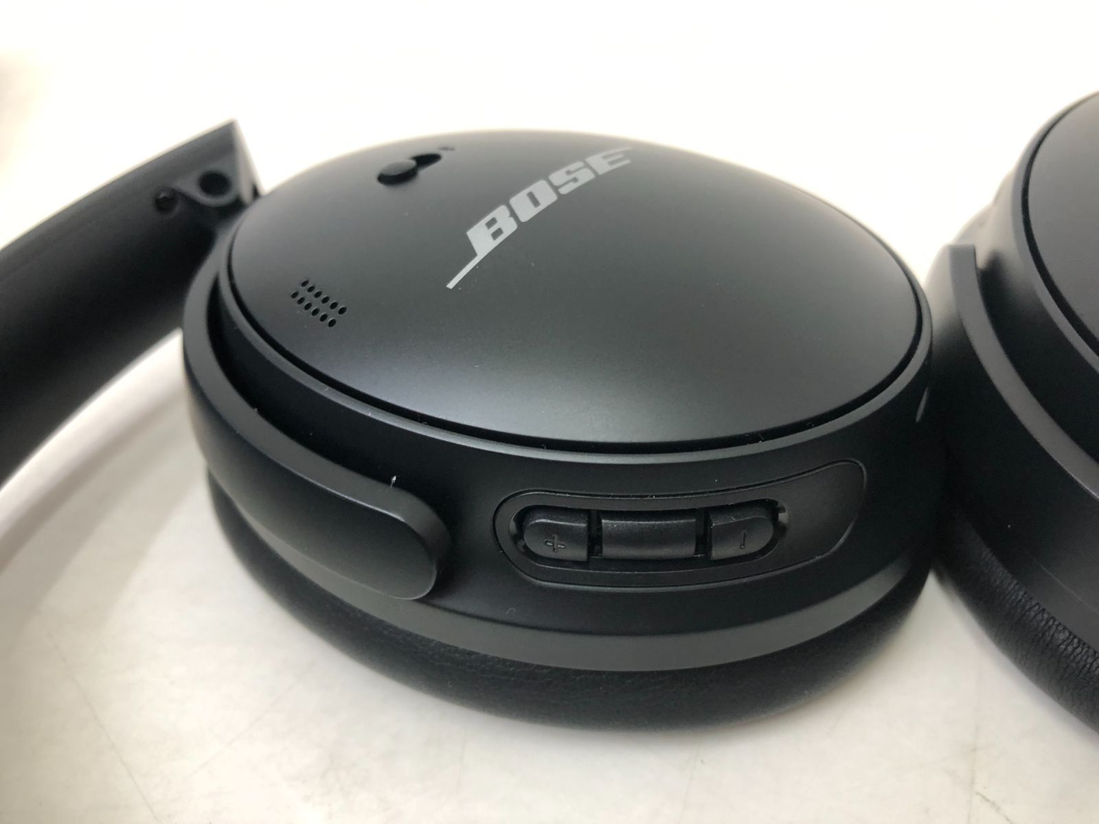 美品！BOSE  ボーズ QuietComfort® SE ワイヤレスヘッドホン