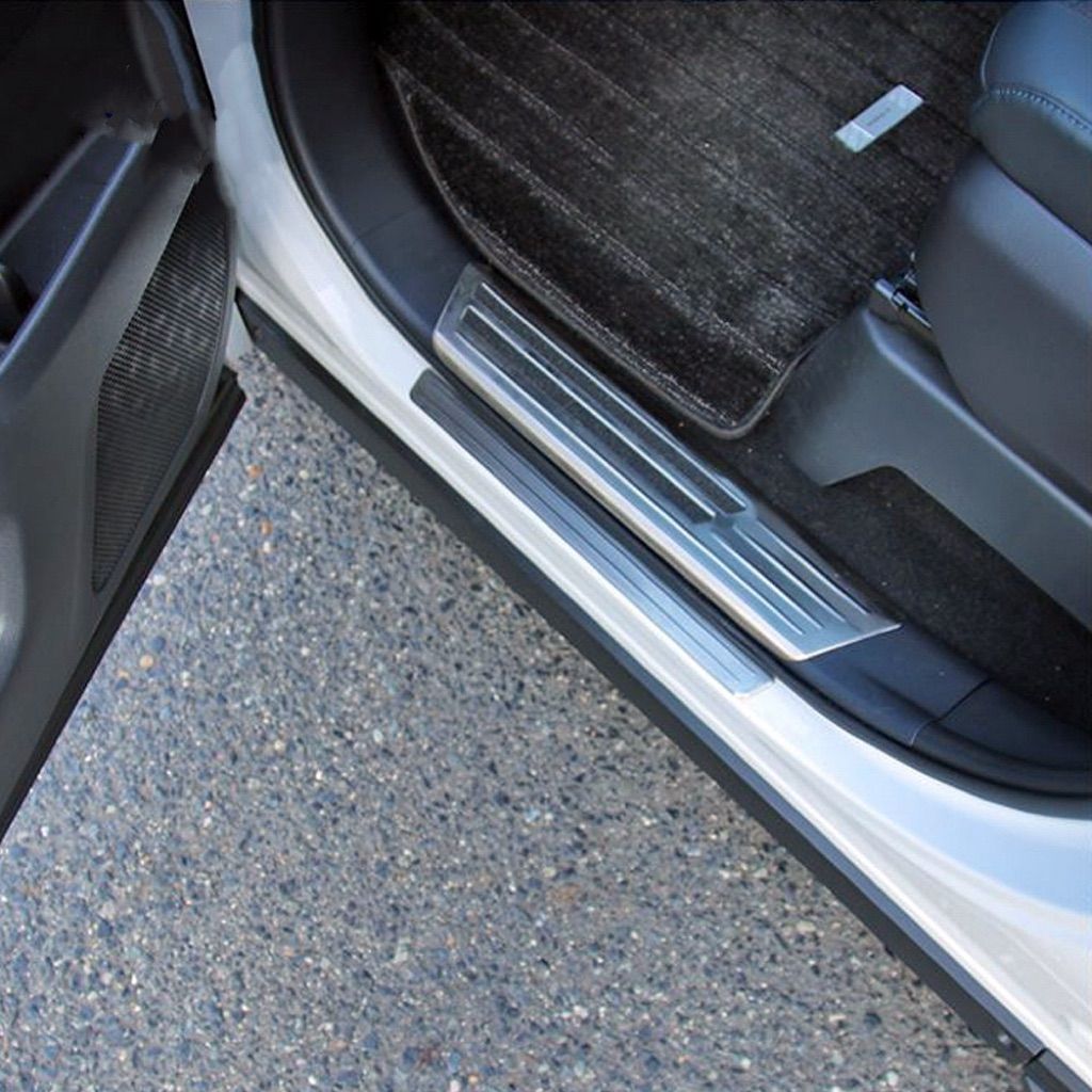 ノア90系 スカッフプレート