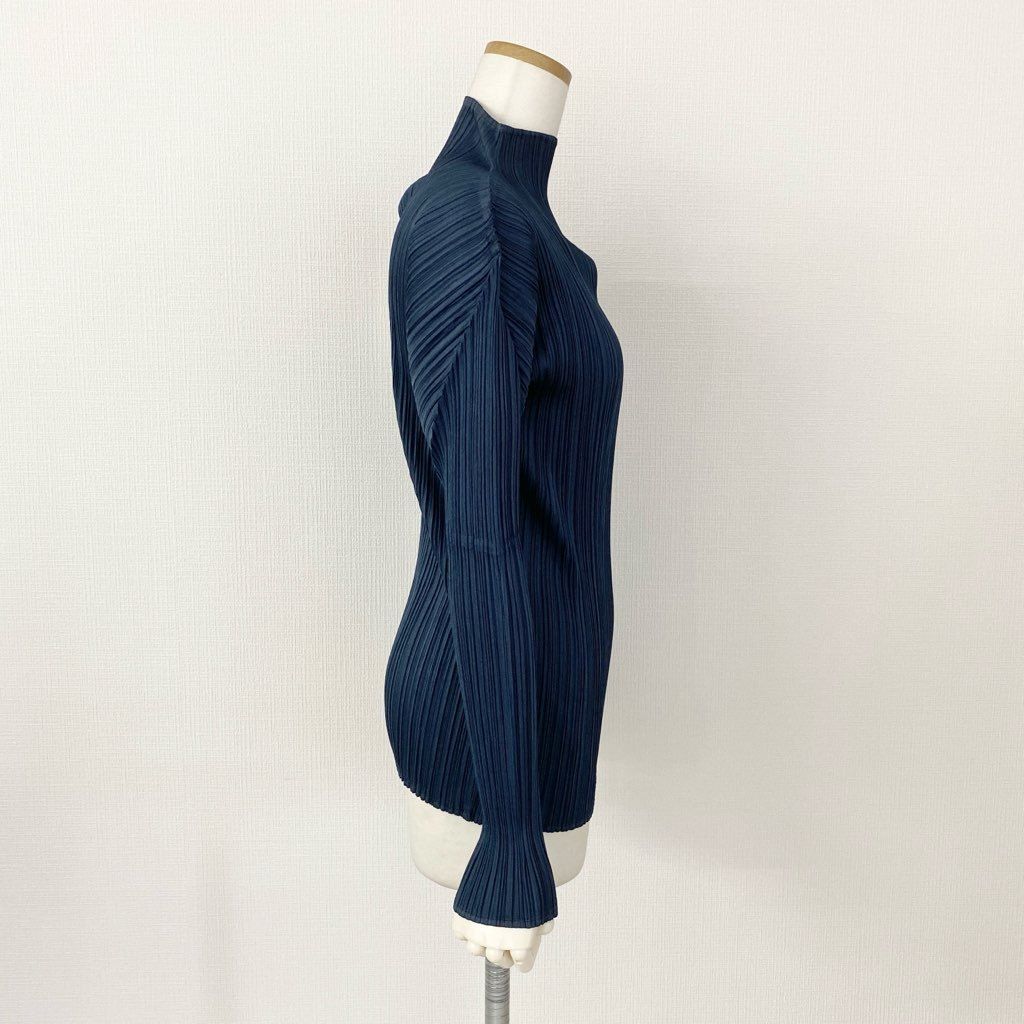 PLEATS PLEASE ISSEY MIYAKE ハイネック長袖 Pleats Please Issey Miyake ハイネック プリーツトップ