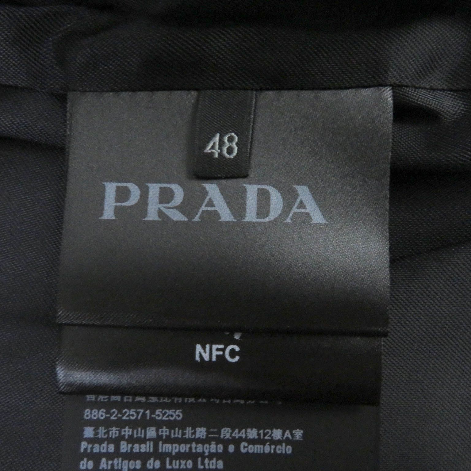 極美品□PRADA プラダ 23AW SGC362 トライアングルロゴ フライフロント 比翼仕立て ウールブルゾンジャケット グレー 48 イタリア製 正規品 メンズ 定価440,000円