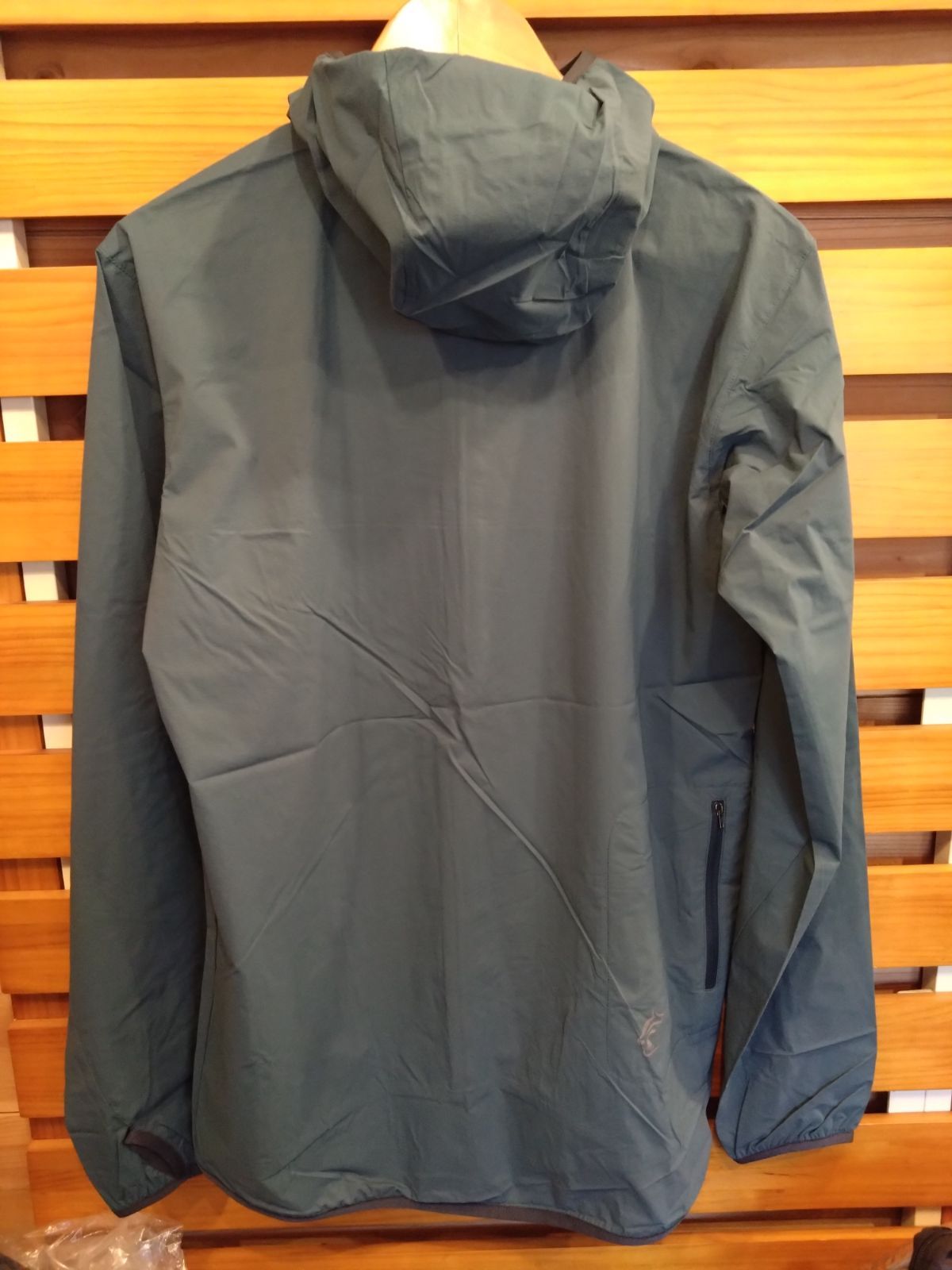 最新TetonbrosティートンブロスWindRiverHoody