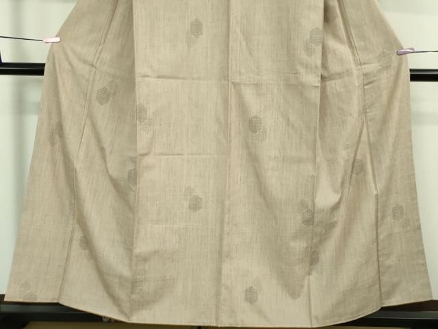 平和屋着物■極上　本場結城紬　重要無形文化財　80亀甲　飛び亀甲柄　亀甲重ね　枯野色地　やまと誂製　逸品　未使用　DZAA8903kh5 平和屋着物□極上 本場結城紬 重要無形文化財 80亀甲 飛び亀甲柄 亀甲