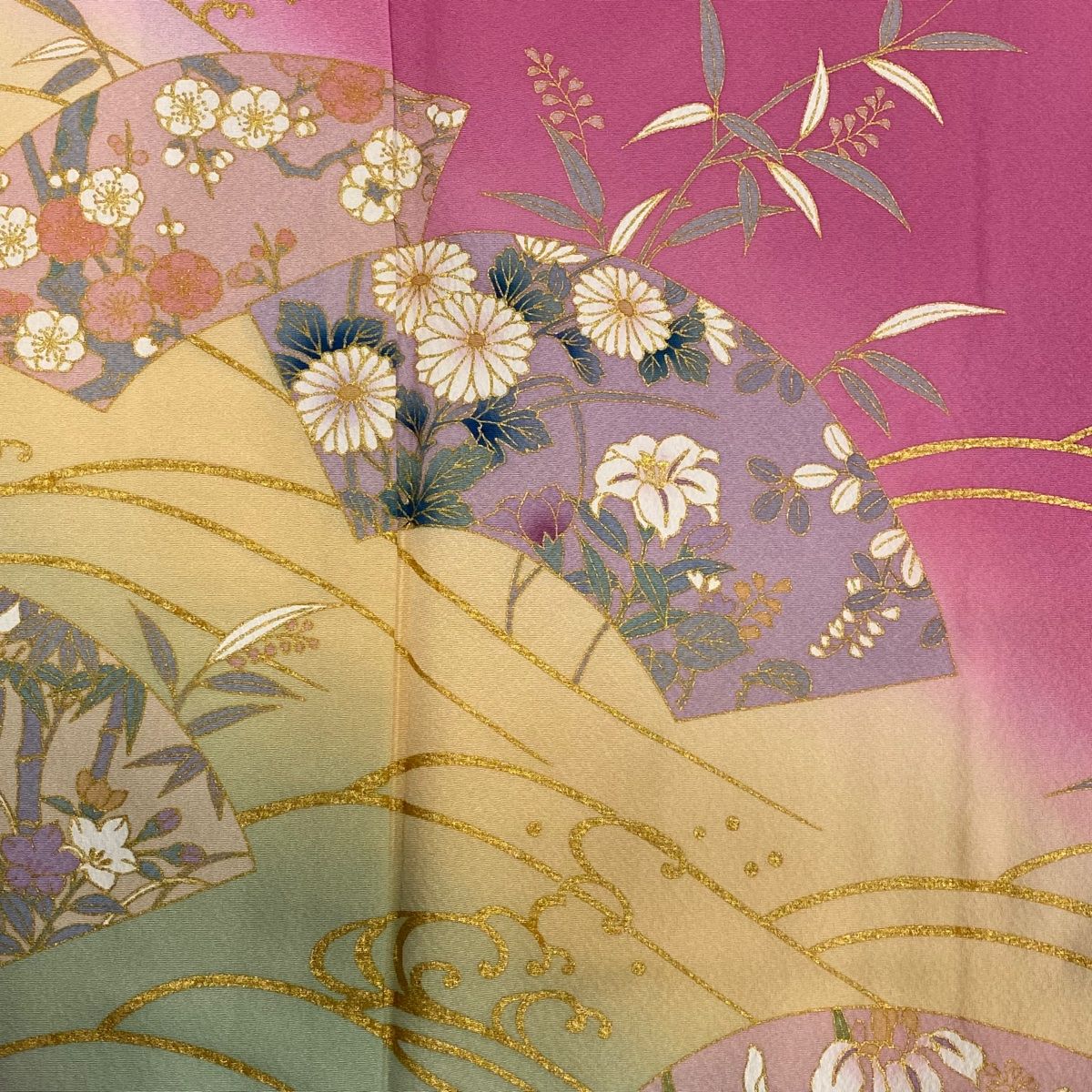 振袖 身丈165.5cm 裄丈69cm L 袷 牡丹 蝶 金彩 染め分け 濃ピンク 正絹