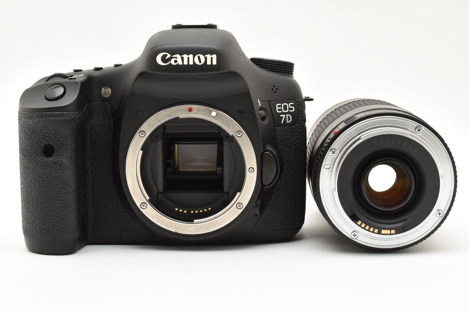 美品 Canon EOS 7D 望遠レンズ iPhone転送OK #8820 美品 Canon EOS 7D 望遠レンズ iPhone転送OK #8820 - メルカリ