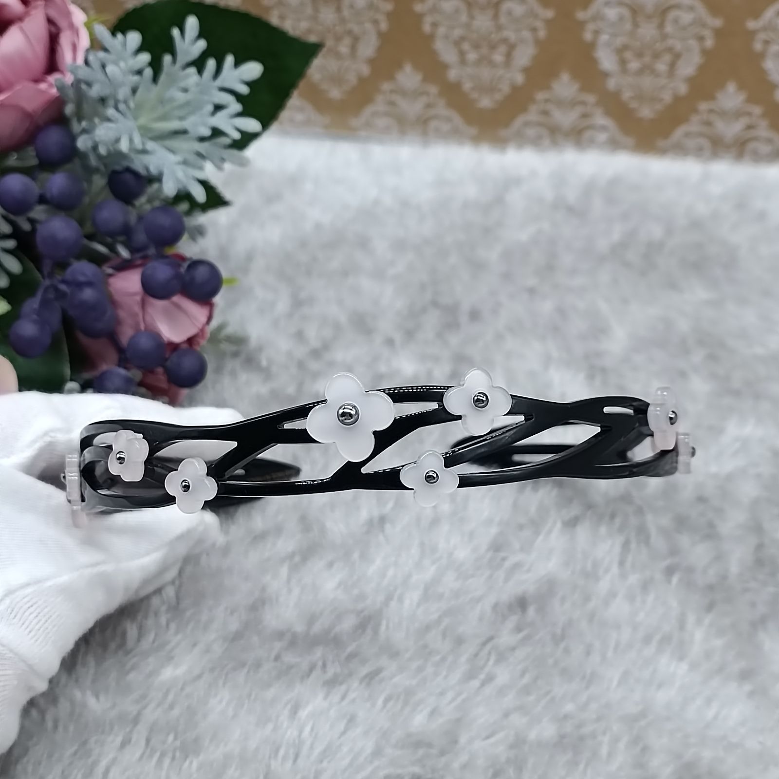 m*い様 アレクサンドルドゥパリ カチューシャ フラワー スワロフスキー 花 専 アレクサンドルドゥパリ カチューシャ フラワー スワロフスキー