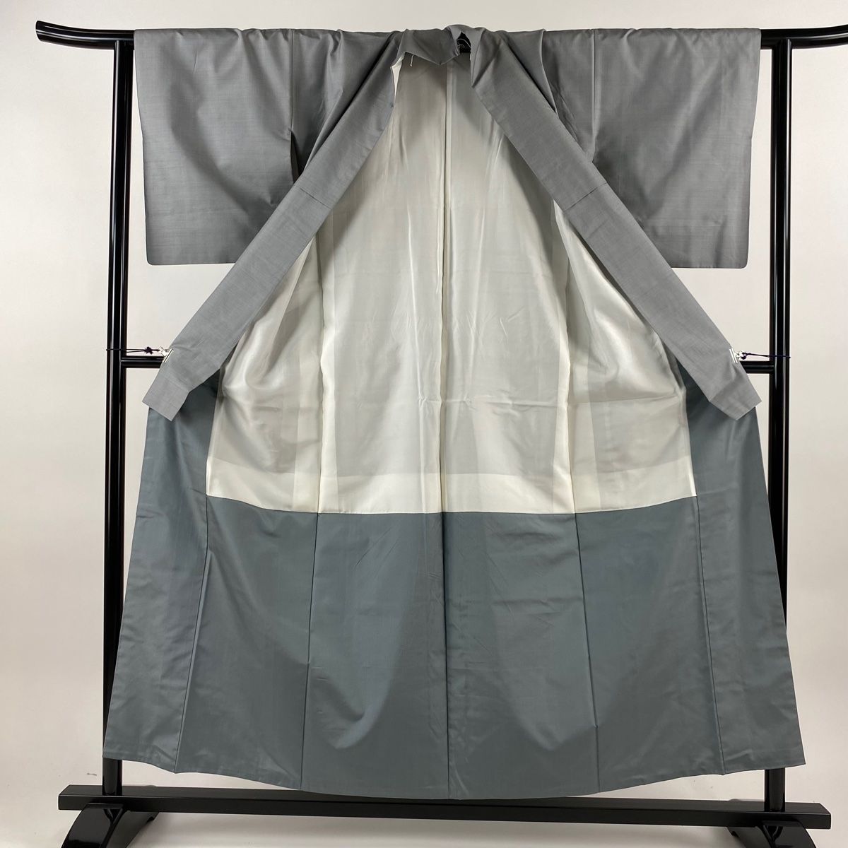 大島紬 身丈155cm 裄丈62.5cm S 袷 証紙あり 灰色 正絹 名品 【中古  