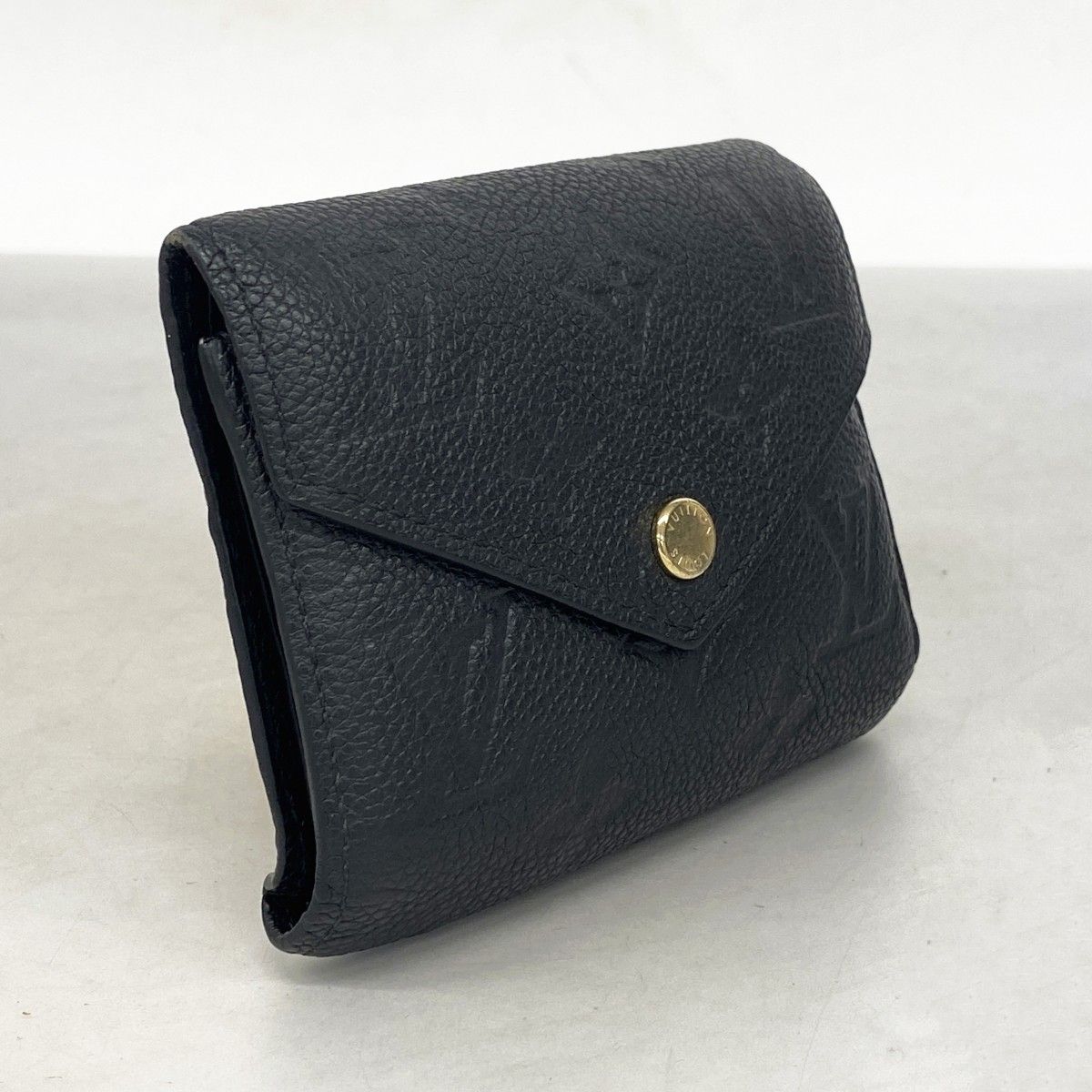5mb1882-h ルイヴィトン 三つ折り財布 モノグラム アンプラント ポルトフォイユヴィクトリーヌ M64060 ノワール レディース