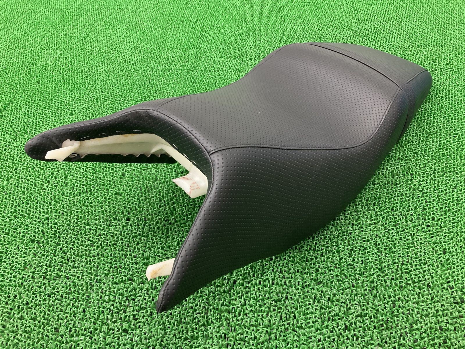 ホンダ VTR250 純正 シートカウル 2015年式MC33-160～ FI車