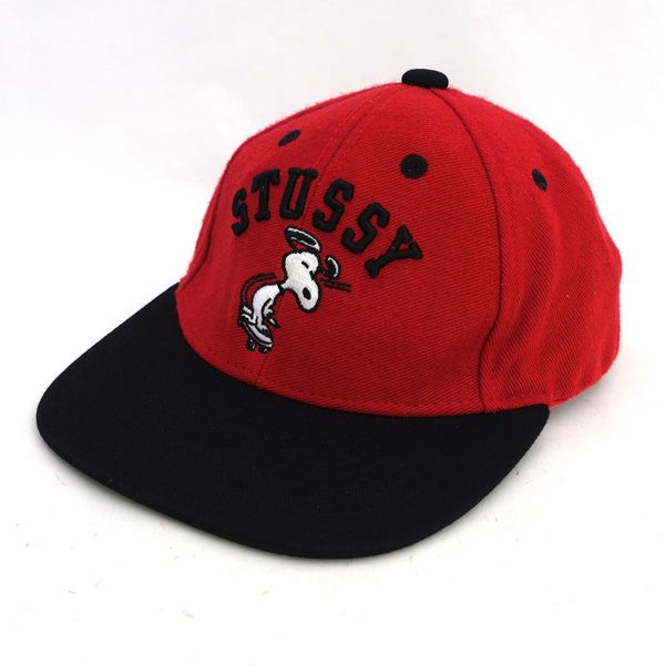 STUSSY × PEANUTS　/　ステューシー×ピーナッツ キャップ/スヌーピー/ロゴ/ブラック×レッド/サイズフリー 【キッズ/KID/子供】【帽子/ぼうし/キャップ】 メンズファッション【中古】 