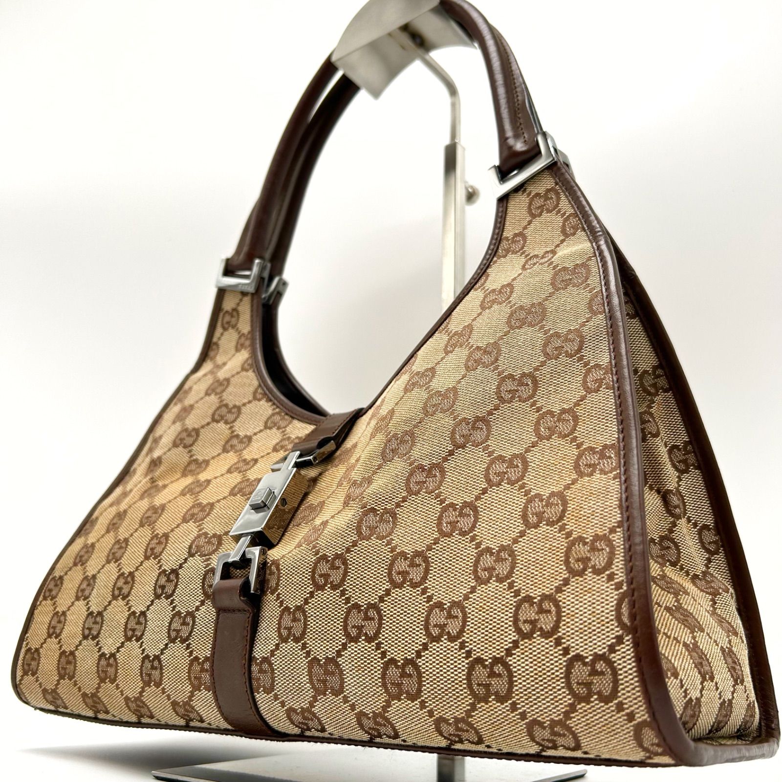 美品✨グッチ ボディバッグ GG キャンバス ジャッキー ベージュ ブラウン 美品✨グッチ ボディバッグ GG キャンバス ジャッキー ベージュ