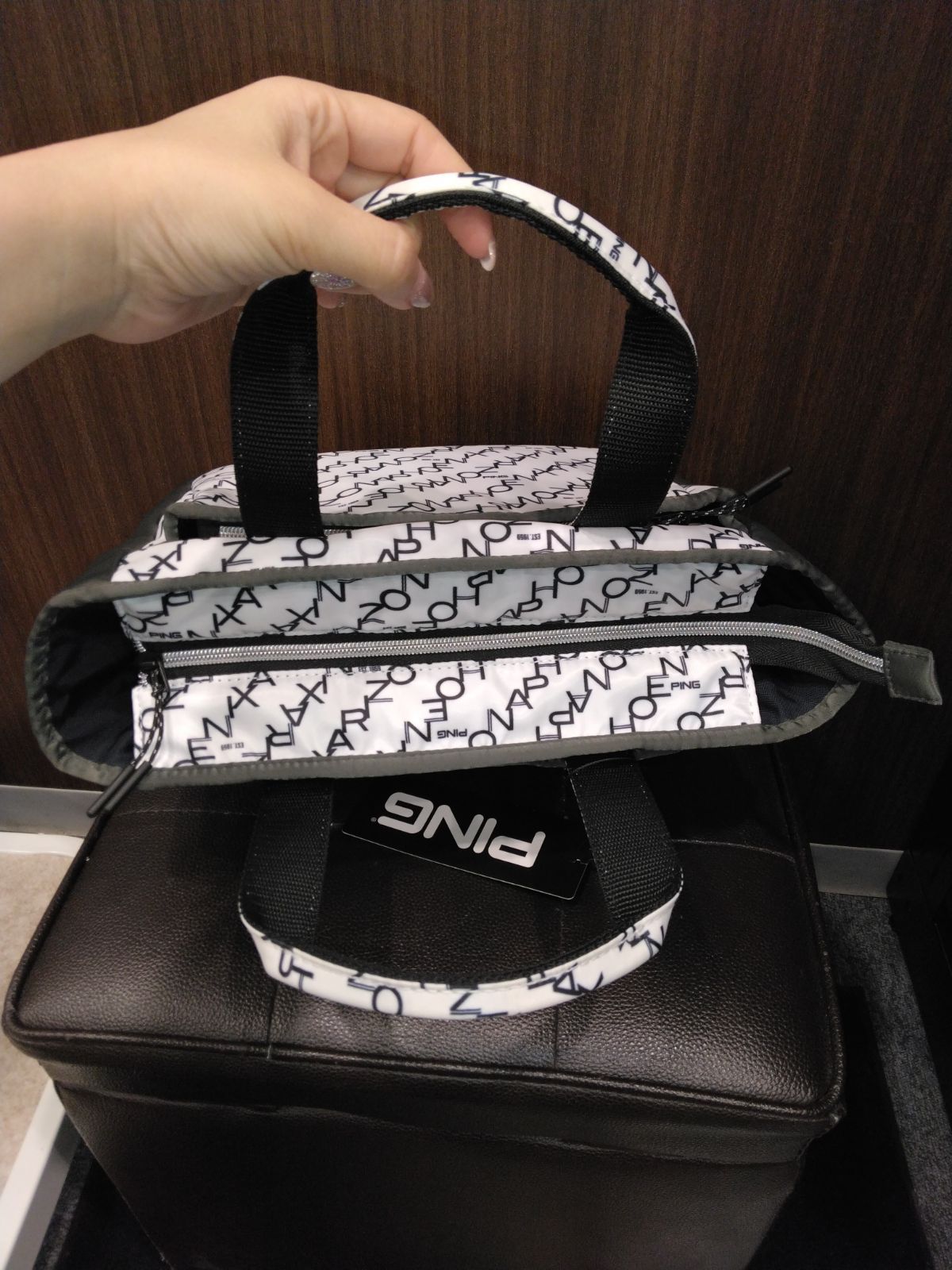 ピン　PING アルファベッド　バイアスパターン　ラウンドトート　新品未使用 新品未使用】ピン PING アルファベットバイアスパターン ラウンド