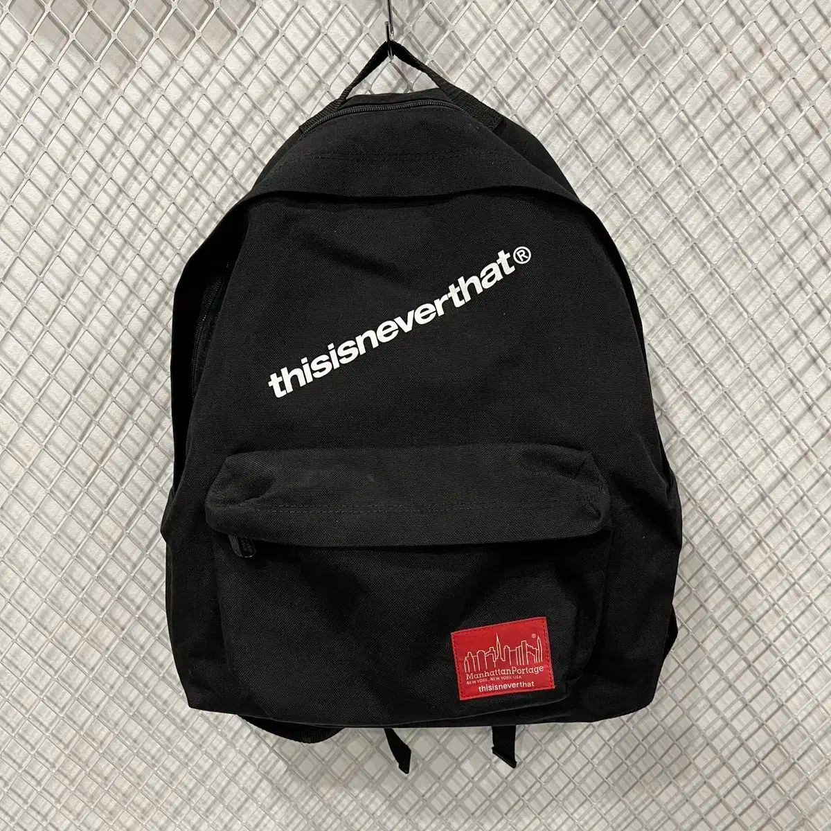 【雷市場（ポンジャン）商品韓国直送】マンハッタン・ポーテージ thisisneverthat(ディスイズネバーザット) ビッグアップル リュック リュックサック